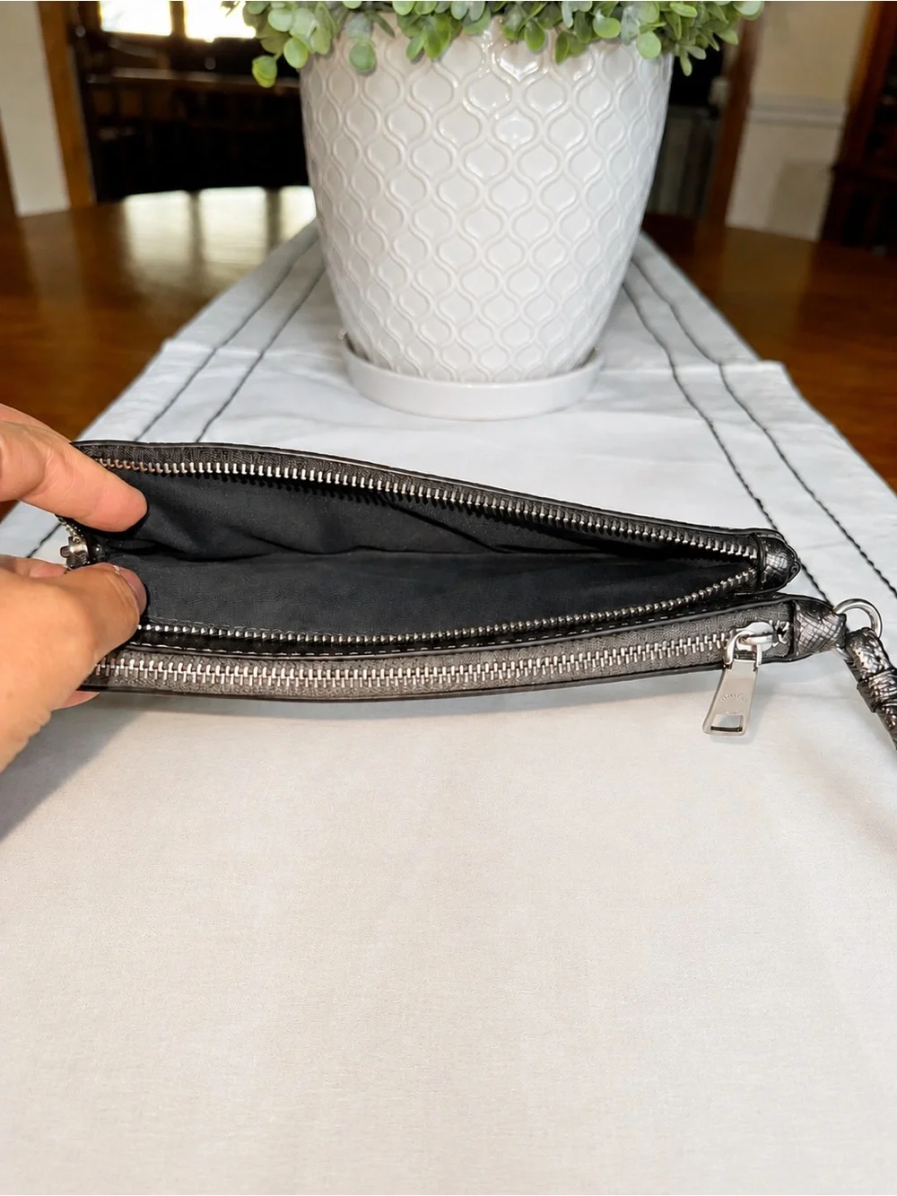 COACH Signature Zip Card Case Wristlet
